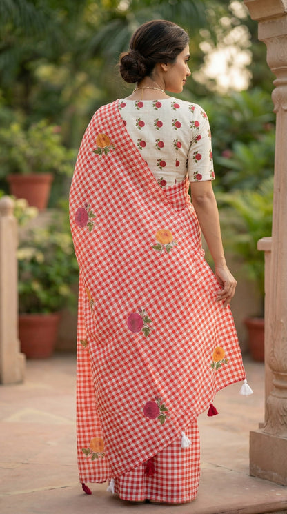 Amthi Women's Checked Linen Saree with Tassels and White Contrast Blouse