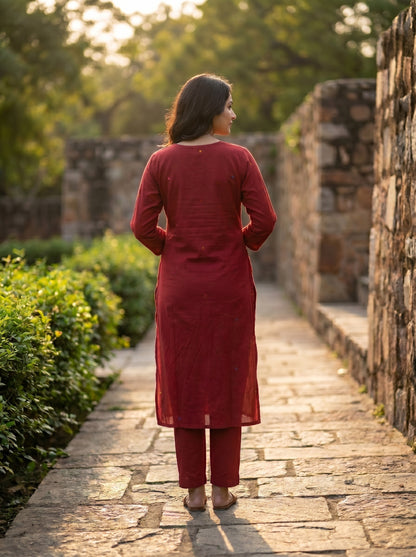 Amthi Maroon Pure Linen Embroidered Kurta Set | Mirror Work & Floral Thread Yoke