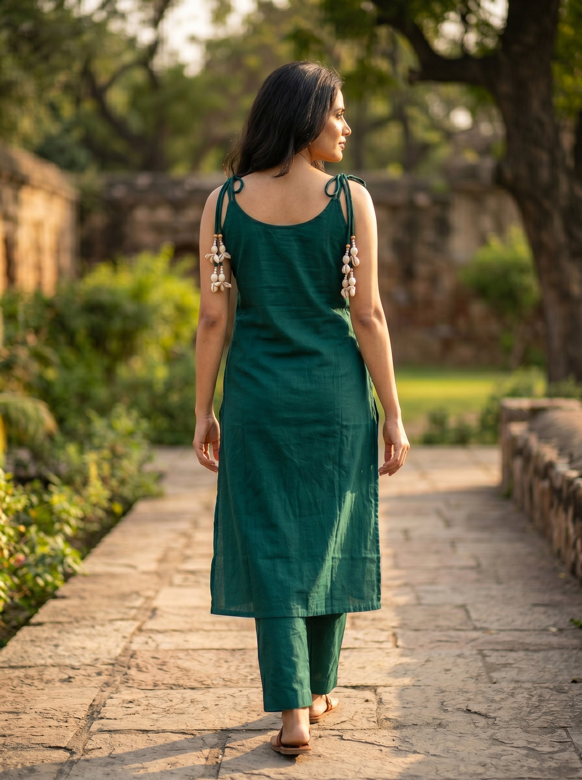 Amthi Bottle Green Linen Co-Ord Set for Women | Cowrie Shell Tassel Dori Kurta Set