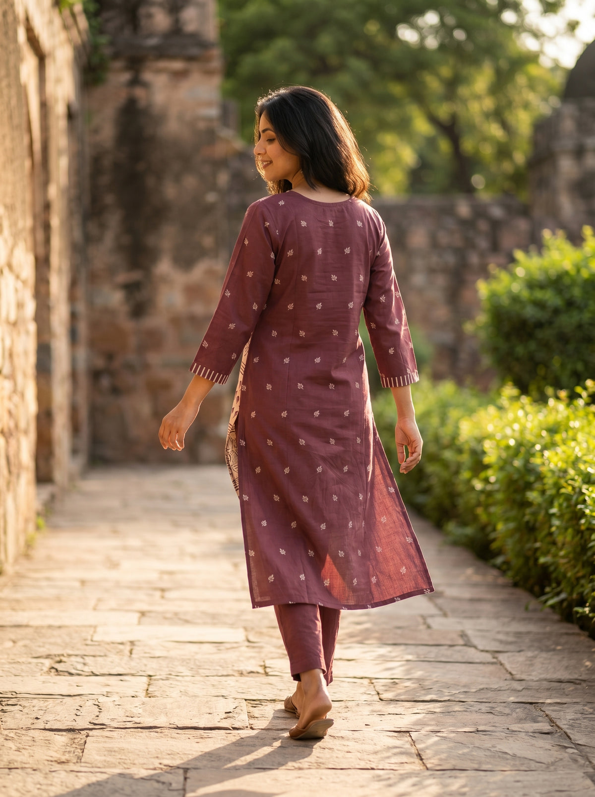 Amthi Mauve Straight Pure Linen Block Print Kurta for Women