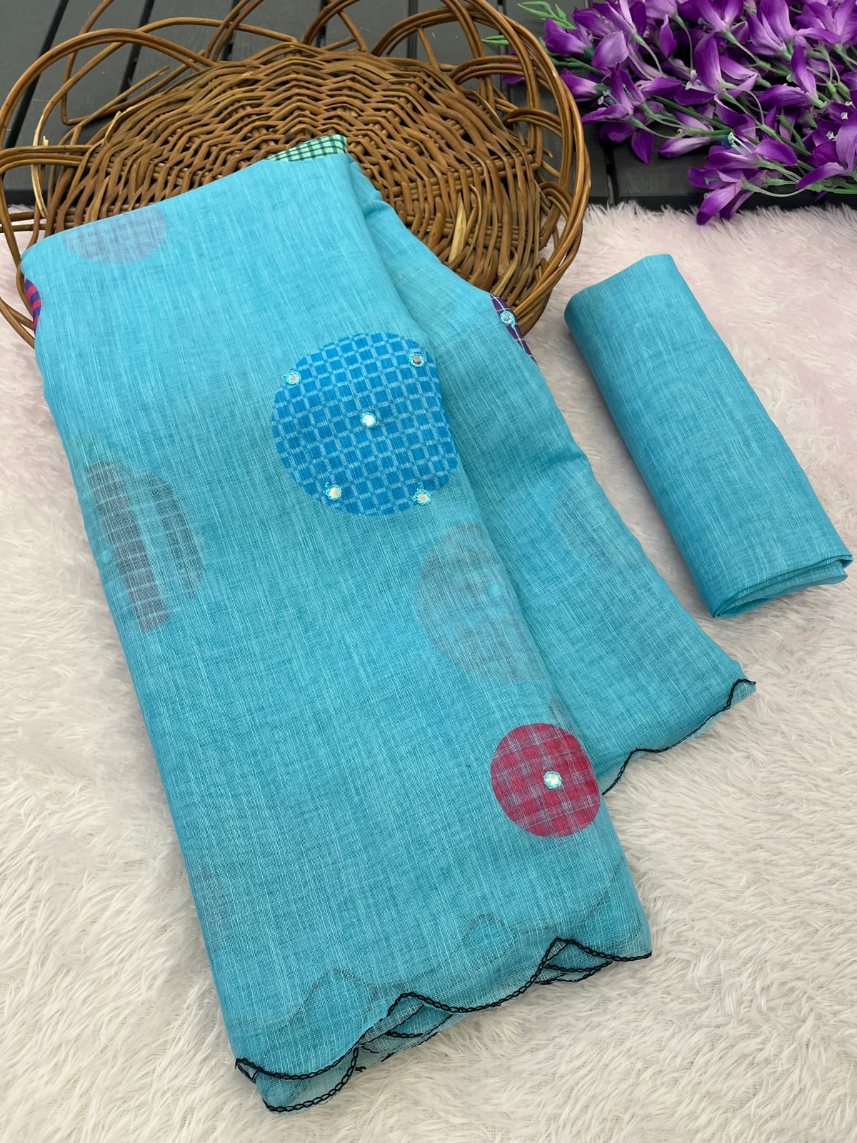 Amthi Linen Sky Blue Multicolour Digital Print Saree