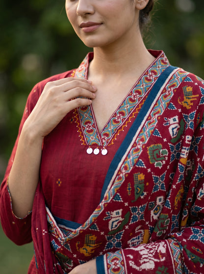 Amthi Red Pure Cotton Patola Print Kurta Set for Women | Festive & Casual Wear