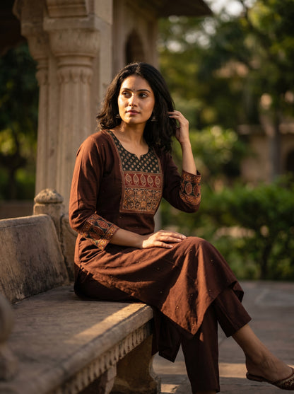 Amthi Brown Pure Linen Kurta Set | Ajrakh Block Print & Sequin Yoke