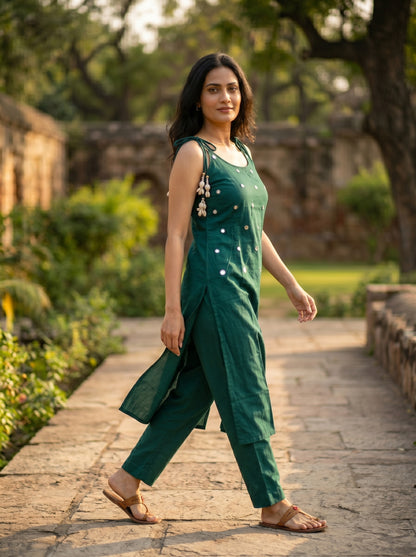 Amthi Bottle Green Linen Co-Ord Set for Women | Cowrie Shell Tassel Dori Kurta Set