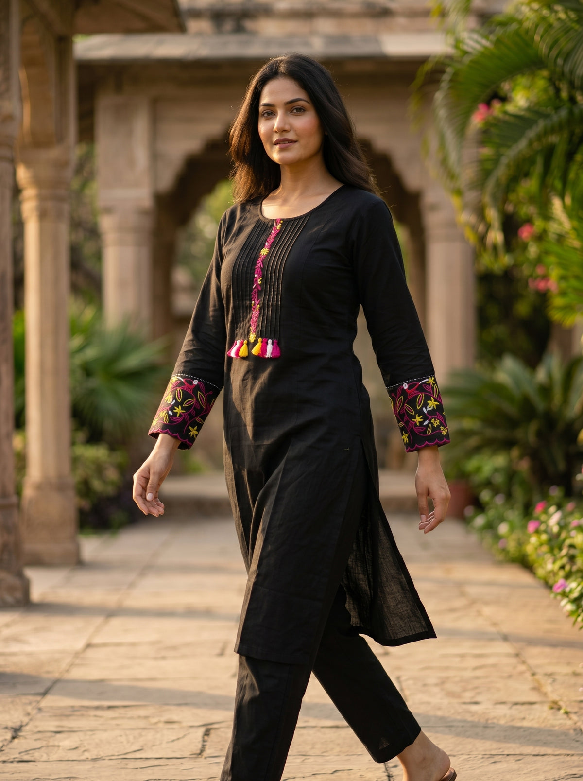 Amthi Black Linen Kurta Pant Set for Women | Floral Embroidery with Multicolour Tassel