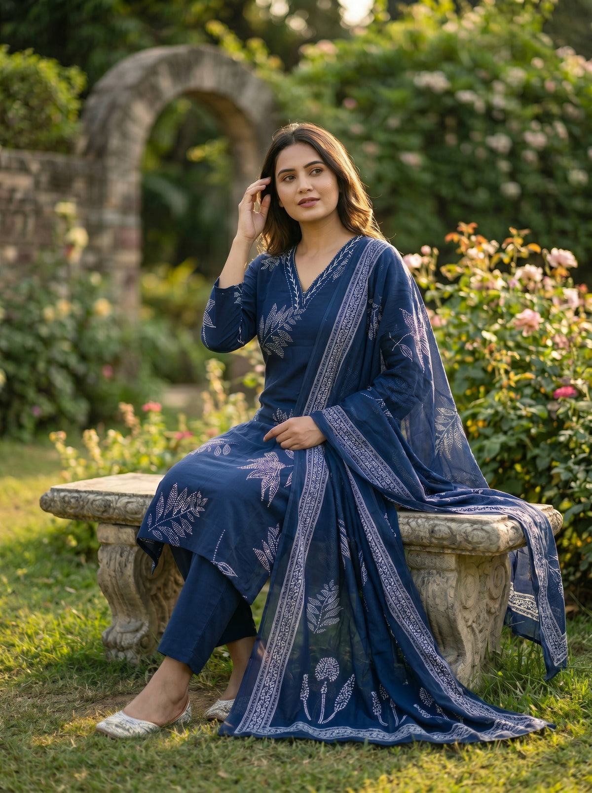 Amthi Women's Navy Blue & White Printed Pure Cotton Kurta with Trousers & Dupatta Set