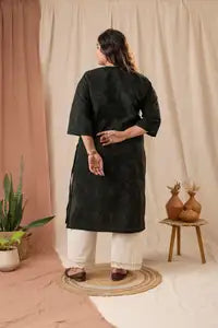 Amthi Bottle Green Cotton Kurti for Women| Daily Wear Oversized Straight Kurta