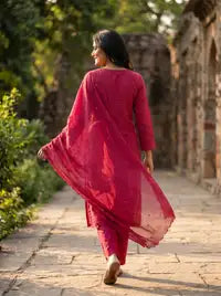 Amthi Rani Pink Pure Cotton Suit Set | Floral Butta Kurta with Lace Work | 3-Piece Set
