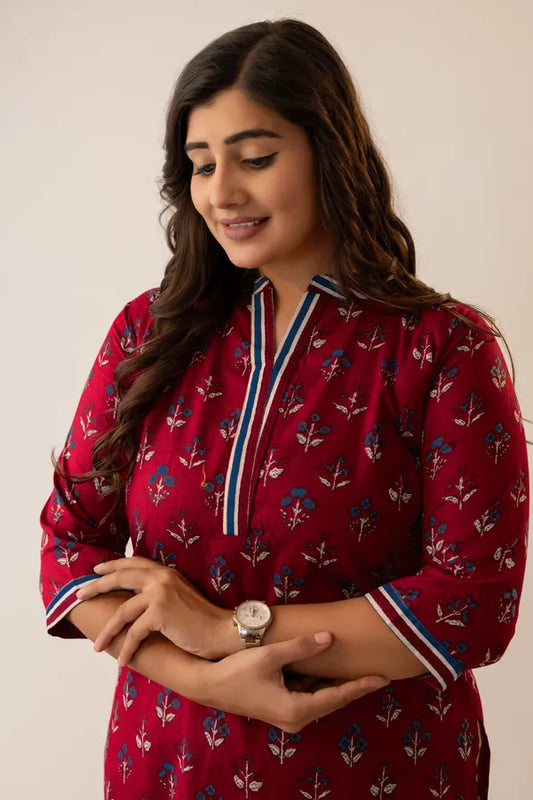 Amthi Red Floral Printed Cotton Kurta for Women | Daily & Office Wear Kurti