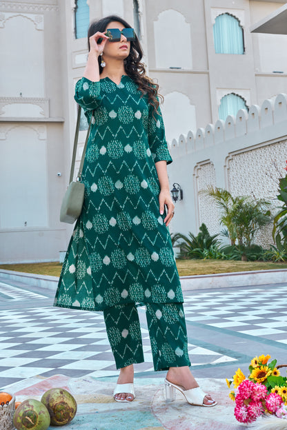Green Cotton Ikat Print Kurti Pant Set for Women | Straight Fit Ethnic Wear