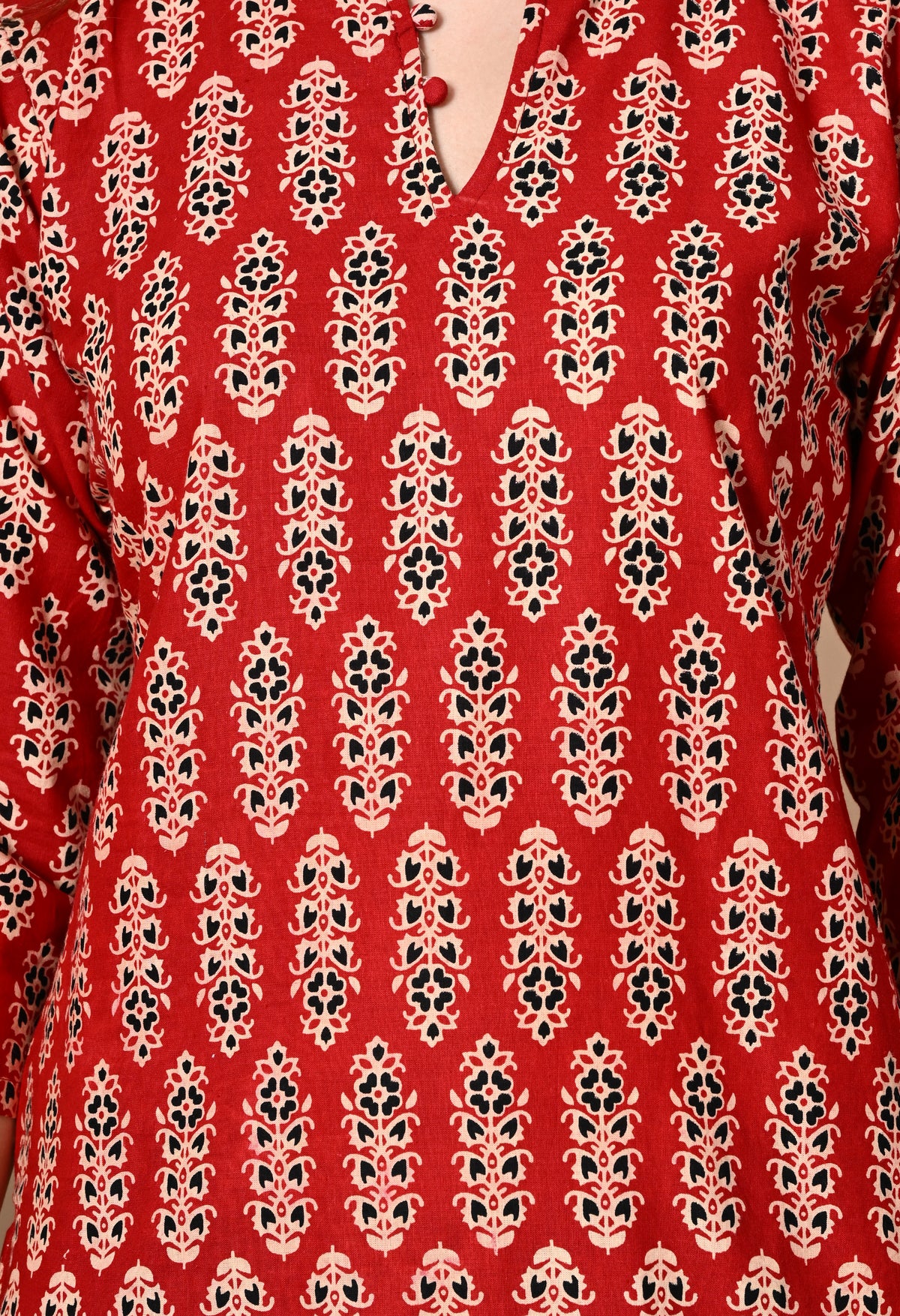 Amthi Red Pure Cotton Mandarin Neck Straight Kurta For Women