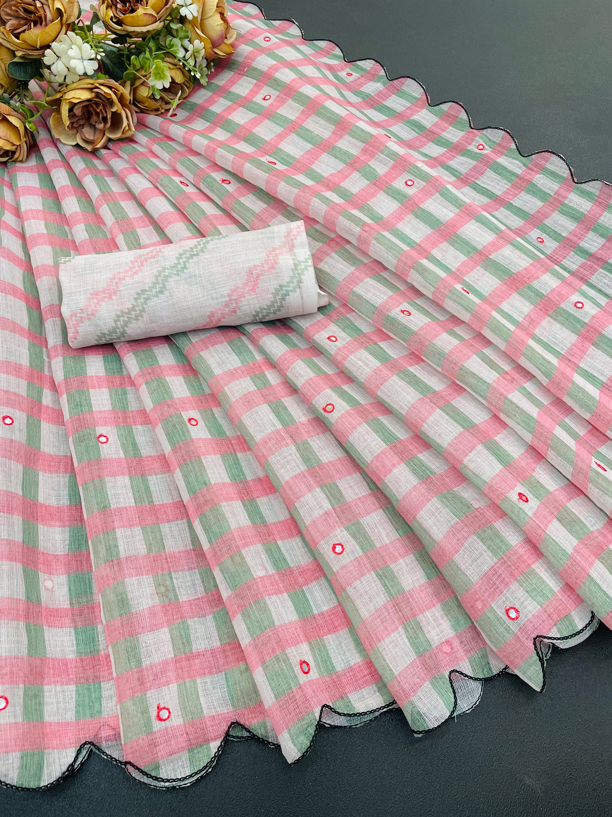 Amthi Linen Pink Green Check Print Mirror Work Scallop Cutwork Border Saree