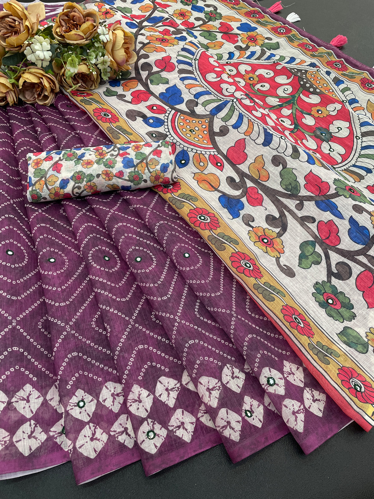 Amthi Cotton Linen Wine Print Mirror Work Kalamkari Tessel Pallu Saree