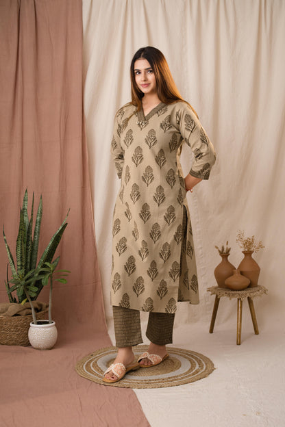 Amthi Women's Beige Linen Block Print Kurta Set