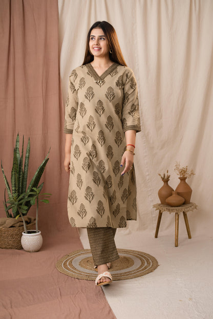 Amthi Women's Beige Linen Block Print Kurta Set