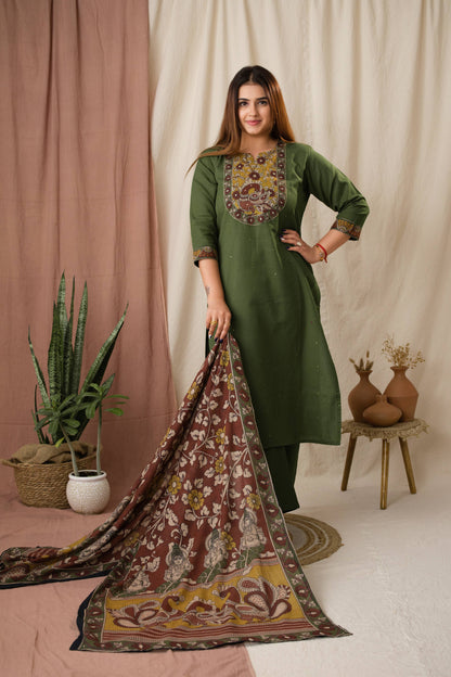 Amthi Women's Green Linen Cotton Kalamkari Kurta Set