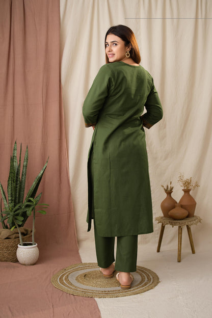 Amthi Women's Green Linen Cotton Kalamkari Kurta Set