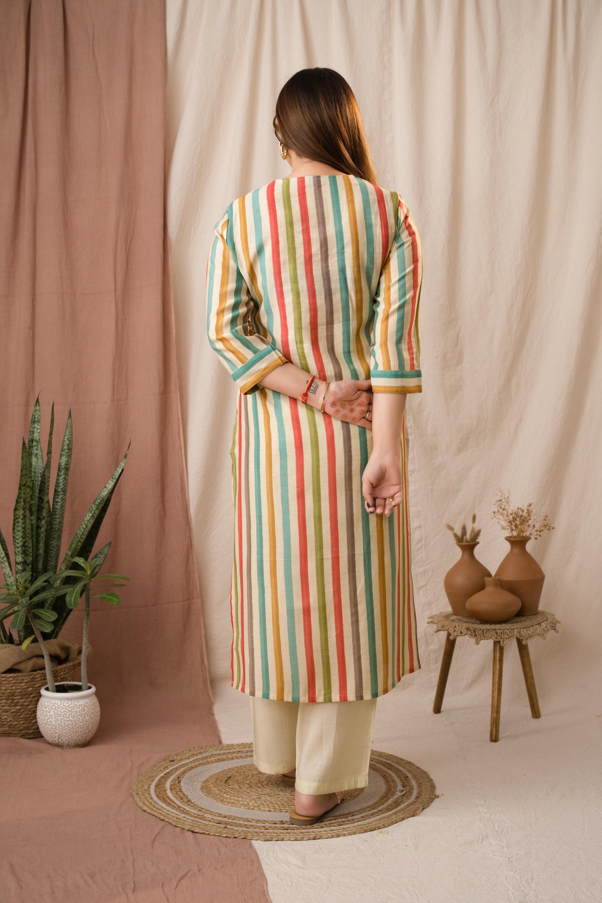 Amthi Women's Multicolored Striped Chanderi Silk Kurta Set