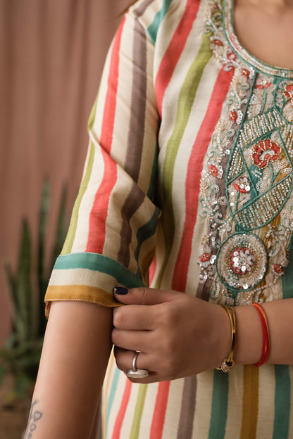 Amthi Women's Multicolored Striped Chanderi Silk Kurta Set