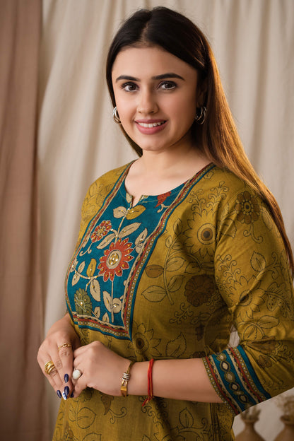 Amthi Women's Mustard Olive Kalamkari Printed Kurta Set