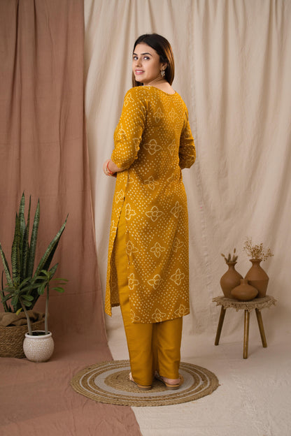 Amthi Women’s Mustard Bandhani Embroidered Linen Straight Kurta Set