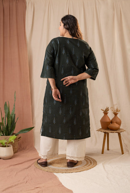 Amthi Women's Bottle Green Cotton Printed Straight Kurta