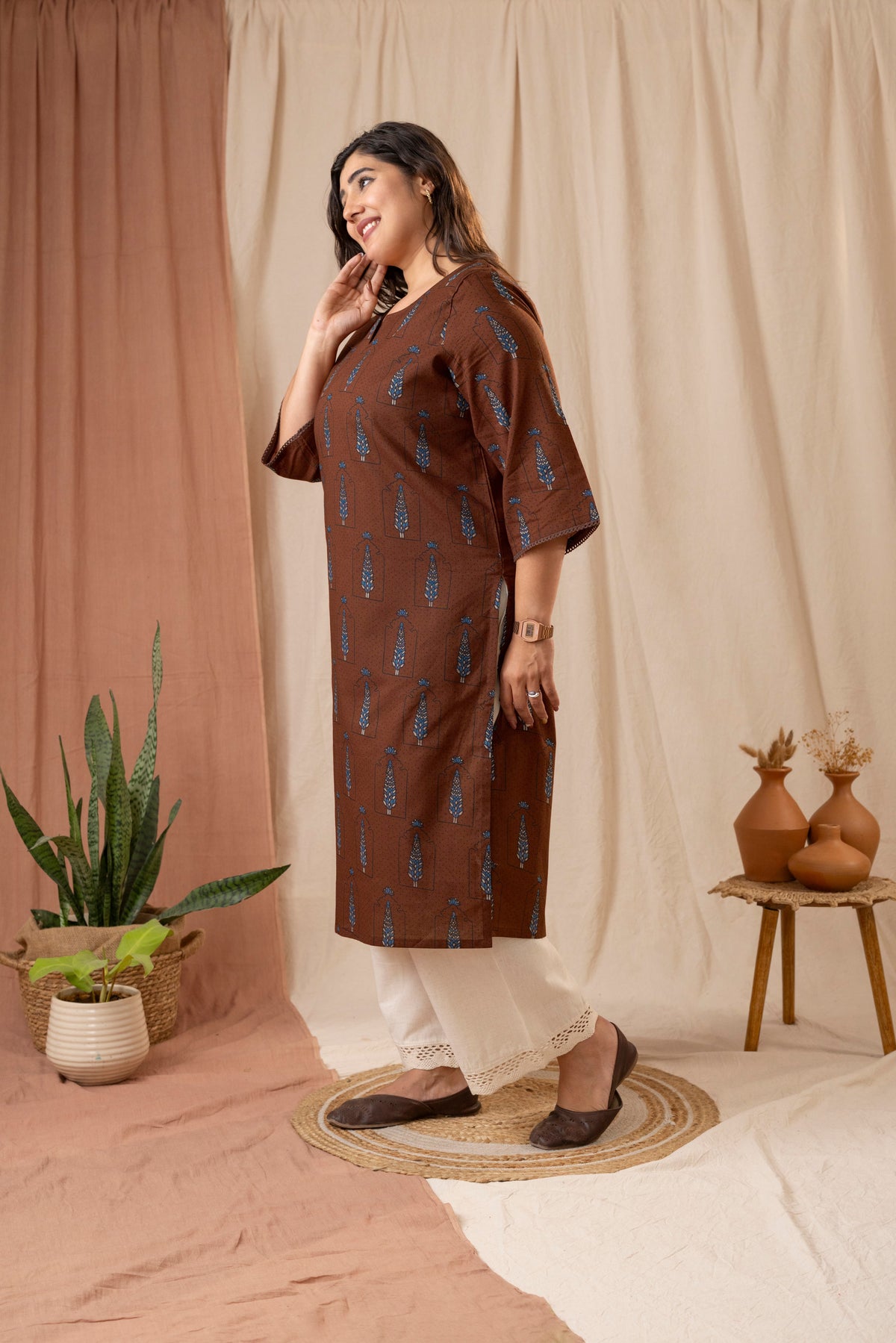 Amthi Women's Maroon Cotton Printed Straight Kurta | Daily Wear Kurti