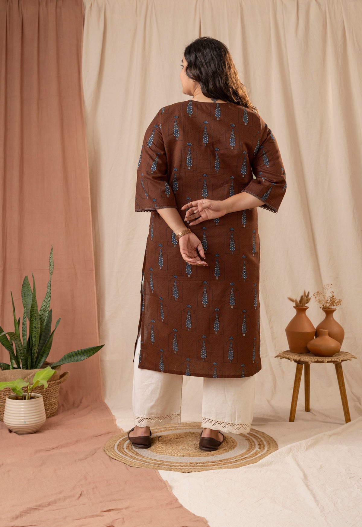 Amthi Women's Maroon Cotton Printed Straight Kurta | Daily Wear Kurti
