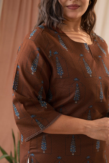 Amthi Women's Maroon Cotton Printed Straight Kurta | Daily Wear Kurti