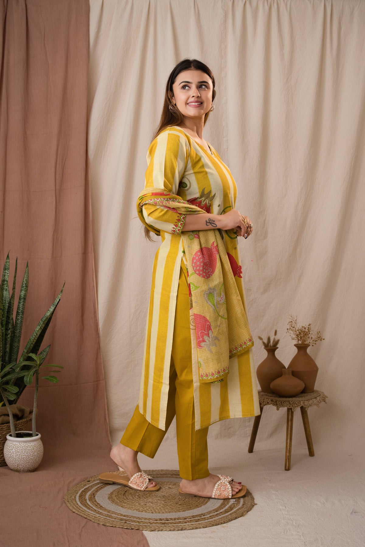 Amthi Women's Yellow Linen Striped Printed Kurta Set With Dupatta
