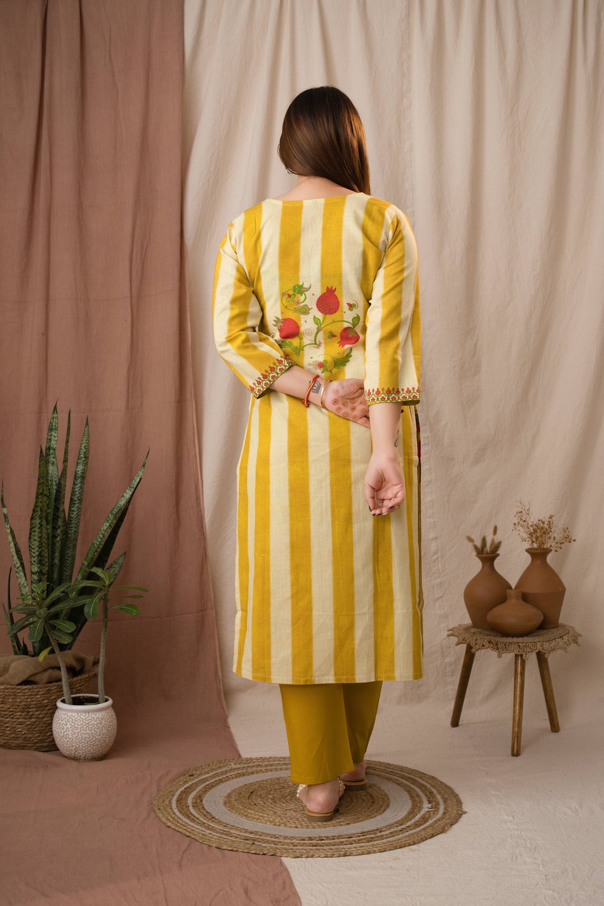 Amthi Women's Yellow Linen Striped Printed Kurta Set With Dupatta