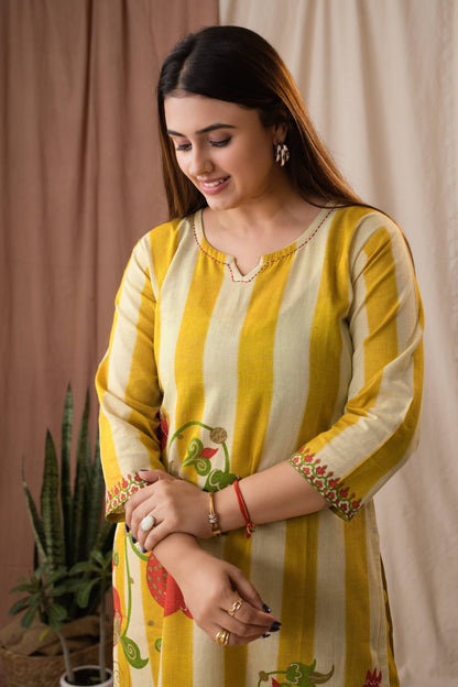 Amthi Women's Yellow Linen Striped Printed Kurta Set With Dupatta