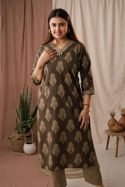 Amthi Women's Brown Linen Block Print Kurta Set