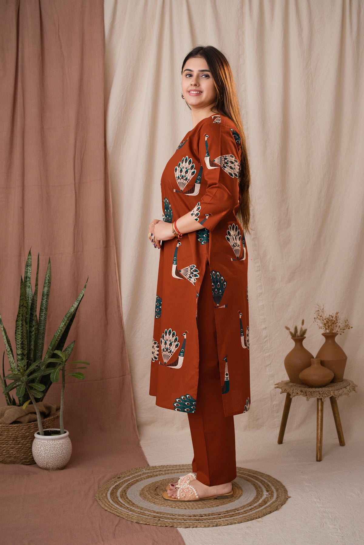 Amthi Women's Peacock Printed Rust Kurta Set With Dupatta