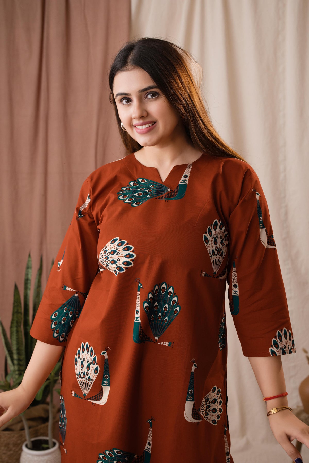 Amthi Women's Peacock Printed Rust Kurta Set With Dupatta