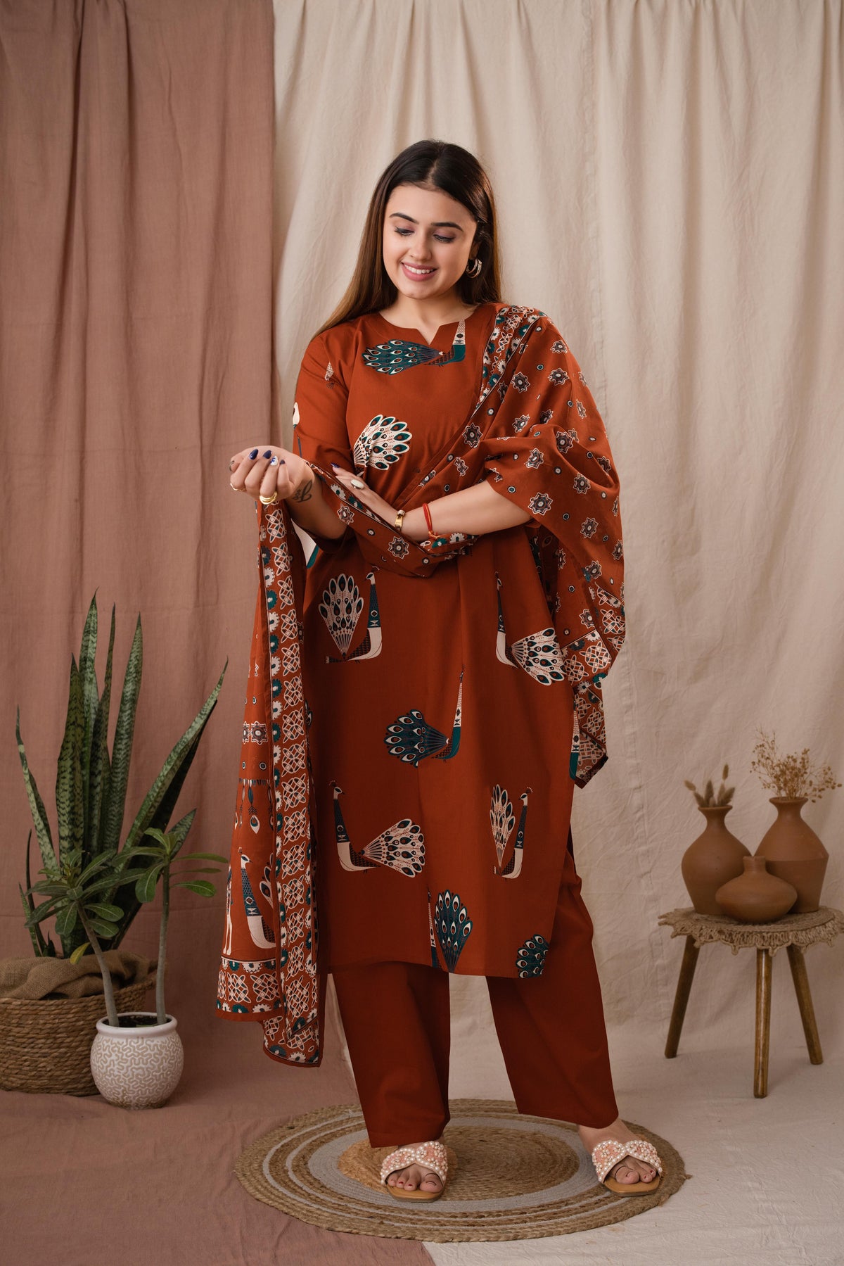 Amthi Women's Peacock Printed Rust Kurta Set With Dupatta