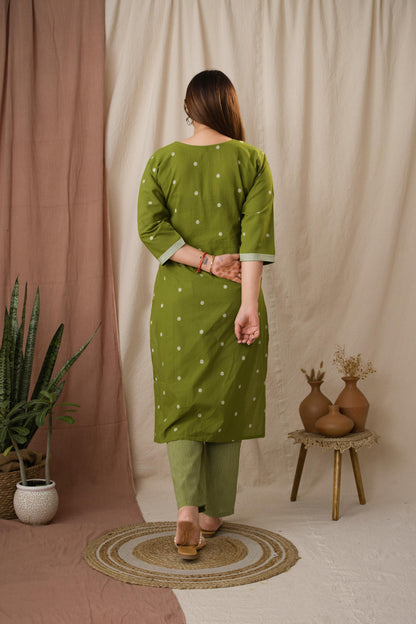 Amthi Olive Green Striped Linen Kurta Set For Women