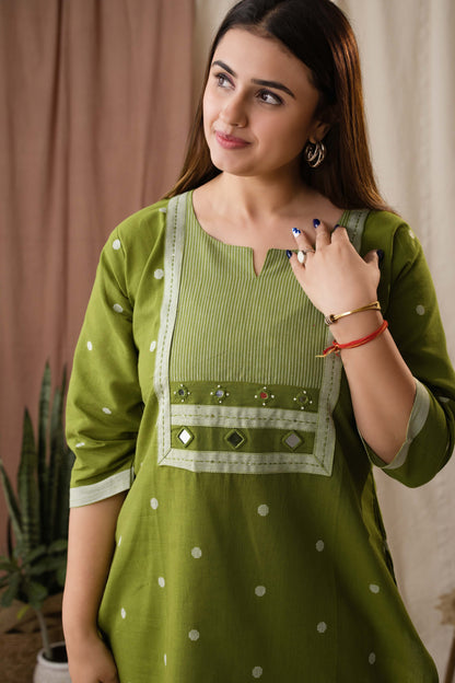 Amthi Olive Green Striped Linen Kurta Set For Women