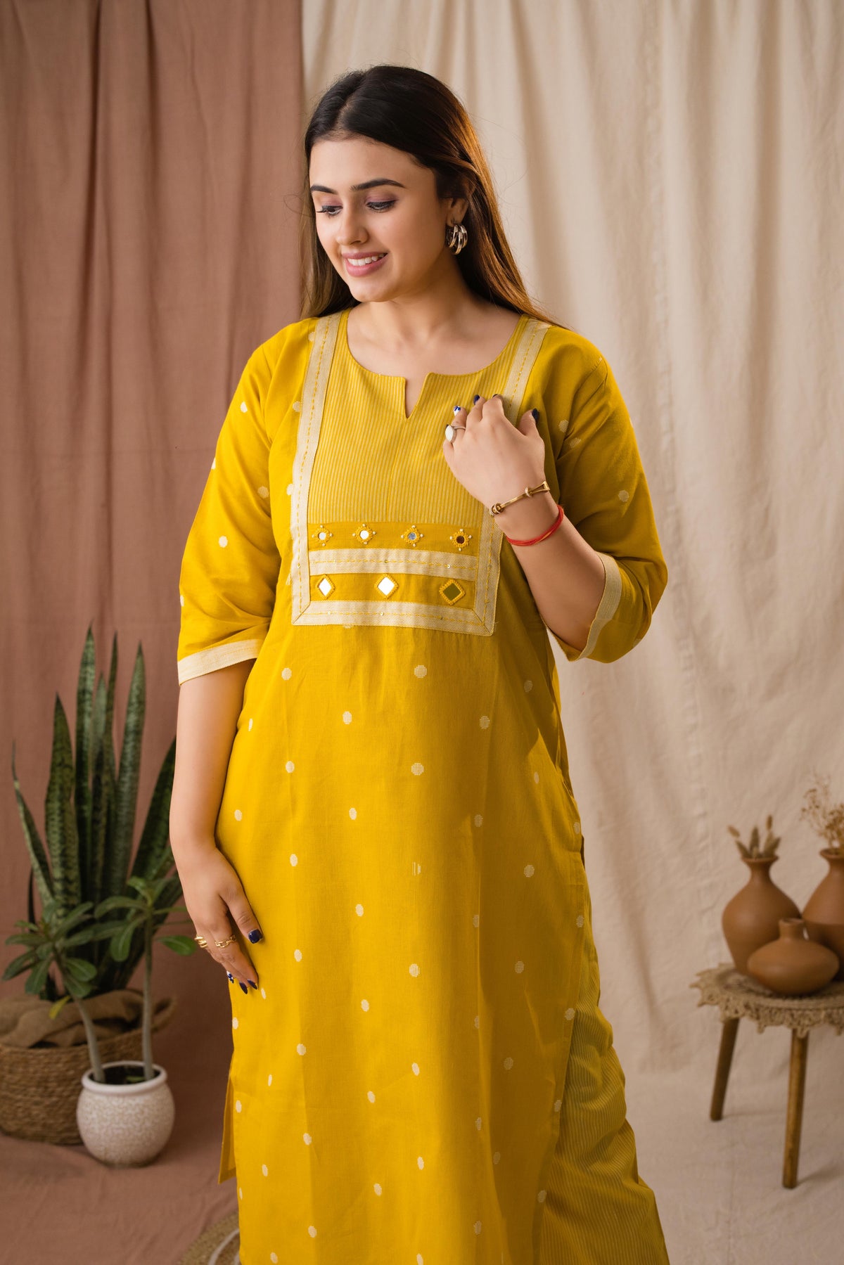 Amthi Women's Yellow Striped Yoke Linen Kurta Set With Dupatta