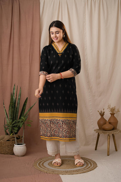 Amthi Women's Mirror Cotton Linen Ikat Printed Black Straight Kurta