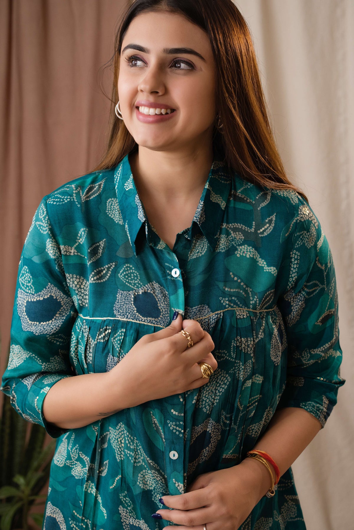 Amthi Women's Teal Blue Silk Bandhani Printed A-Line Tunic