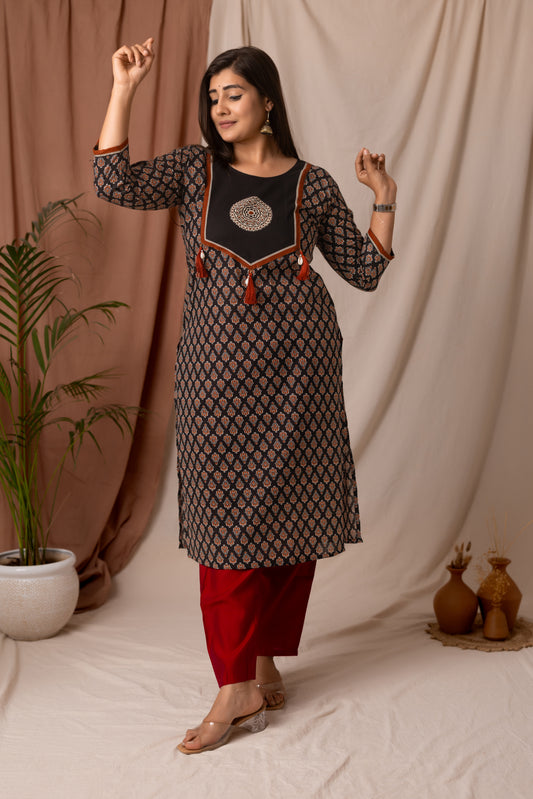 Amthi Black Soft Rayon Ajrakh Print Straight Kurta | Daily Wear Kurti For Women