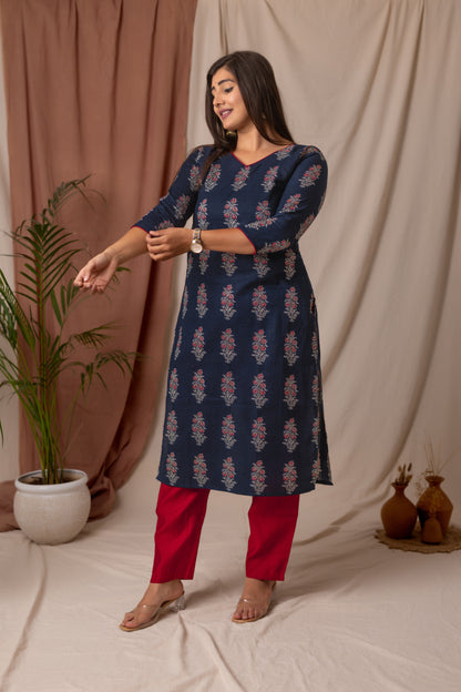 Amthi Women's Navy Blue V- Neck Floral Printed Straight Kurta
