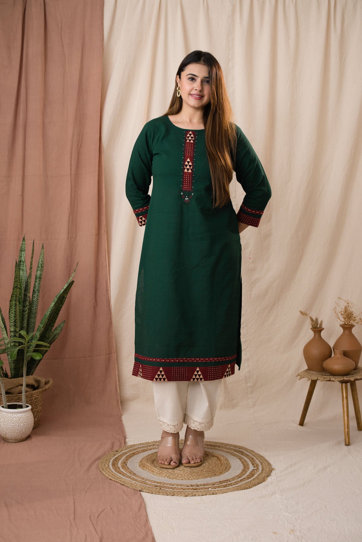 Amthi Women's Green Linen Straight Kurta For Daily Wear