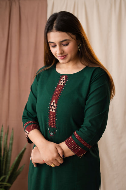 Amthi Women's Green Linen Straight Kurta For Daily Wear