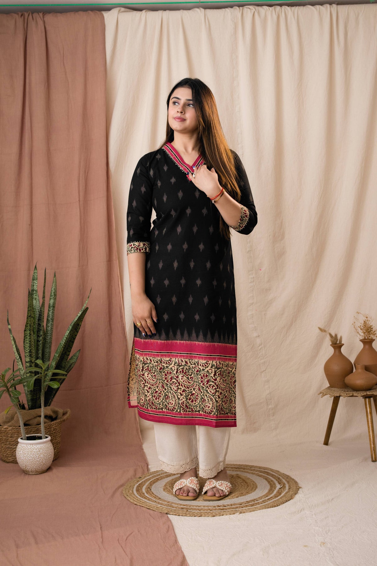 Amthi Women's Mirror Cotton Linen Ikat Printed Black Kurta