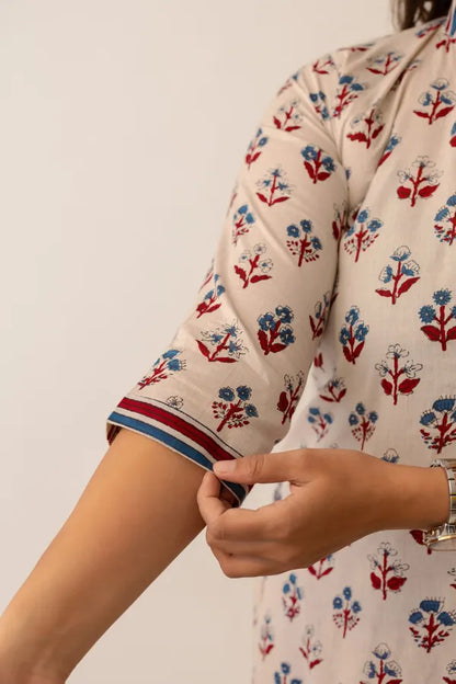 Amthi Beige Floral Printed Kurta for Women | Elegant Casual Ethnic Wear