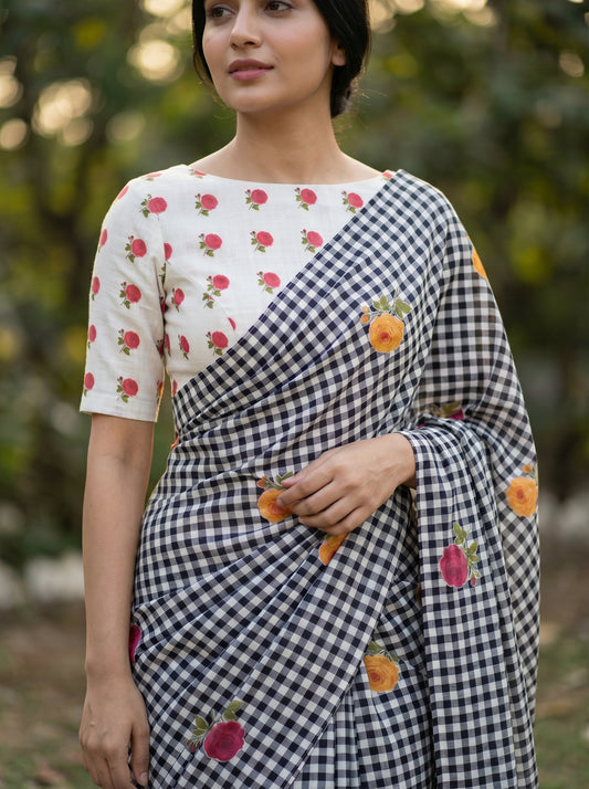 Amthi Black Checked Linen Saree with Contrast Blouse and Tassels