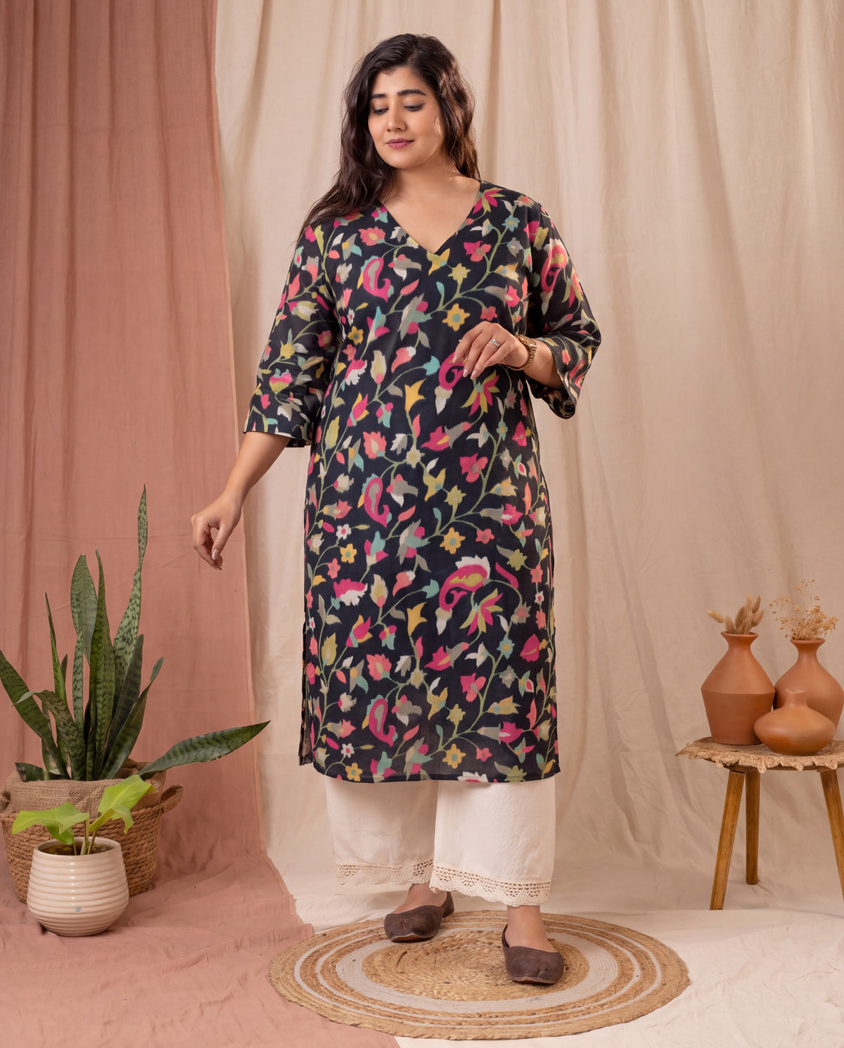 Amthi Black Floral Print Cotton Kurta for Women | V-Neck Bell Sleeve Kurti