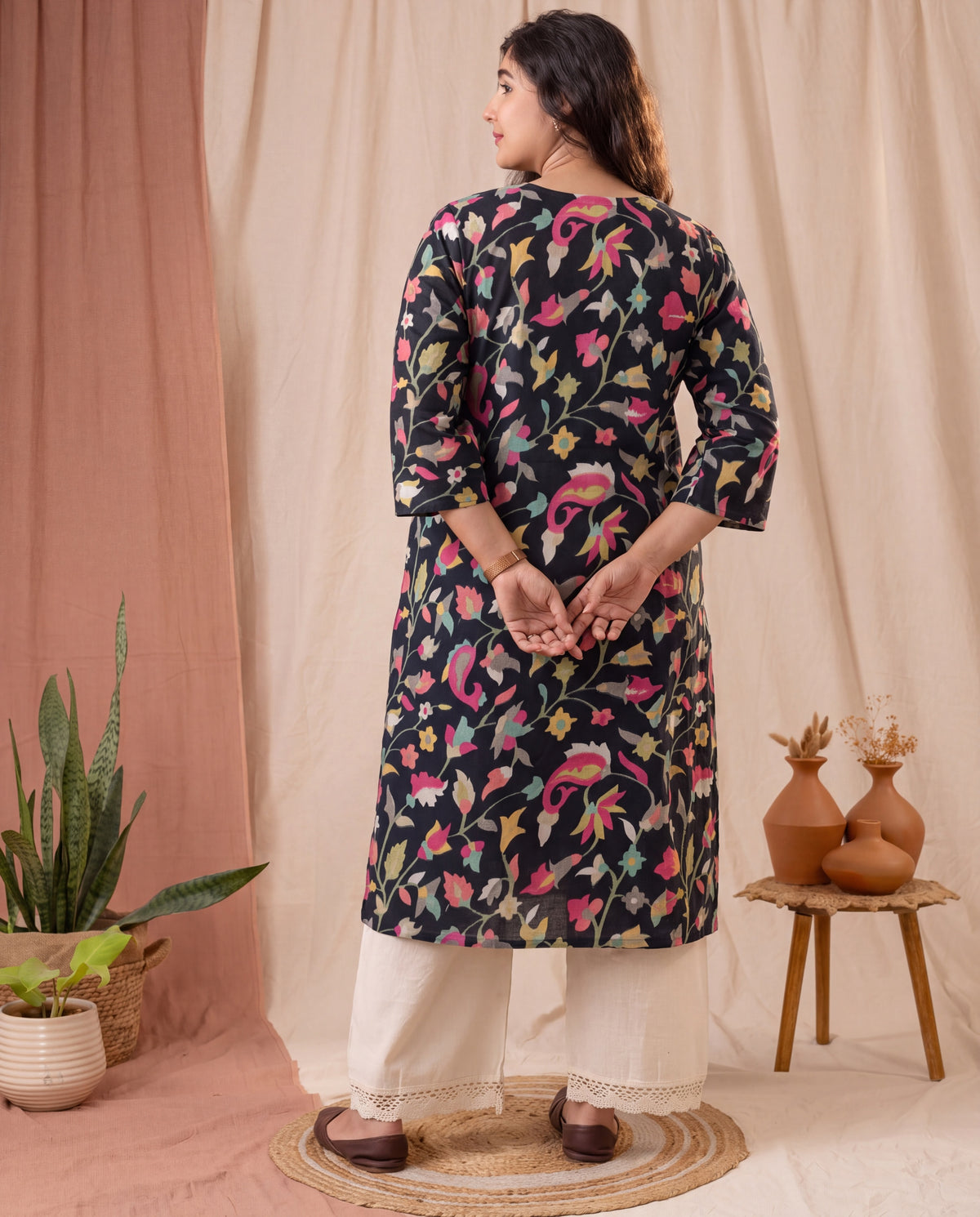 Amthi Black Floral Print Cotton Kurta for Women | V-Neck Bell Sleeve Kurti